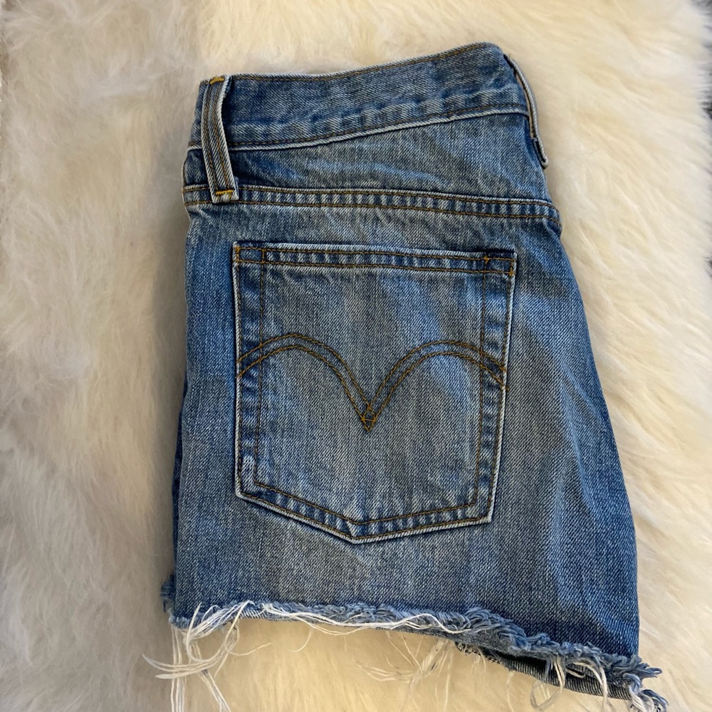 Levi’s denim short